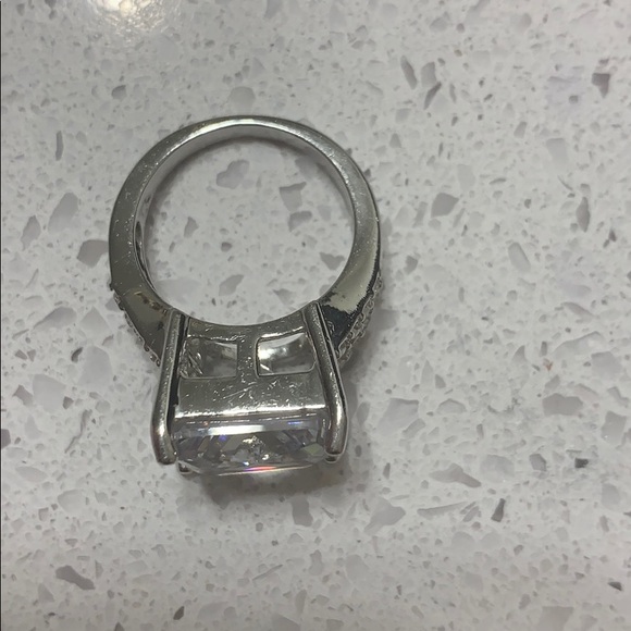 Size 7 bling bling ring - Picture 2 of 4